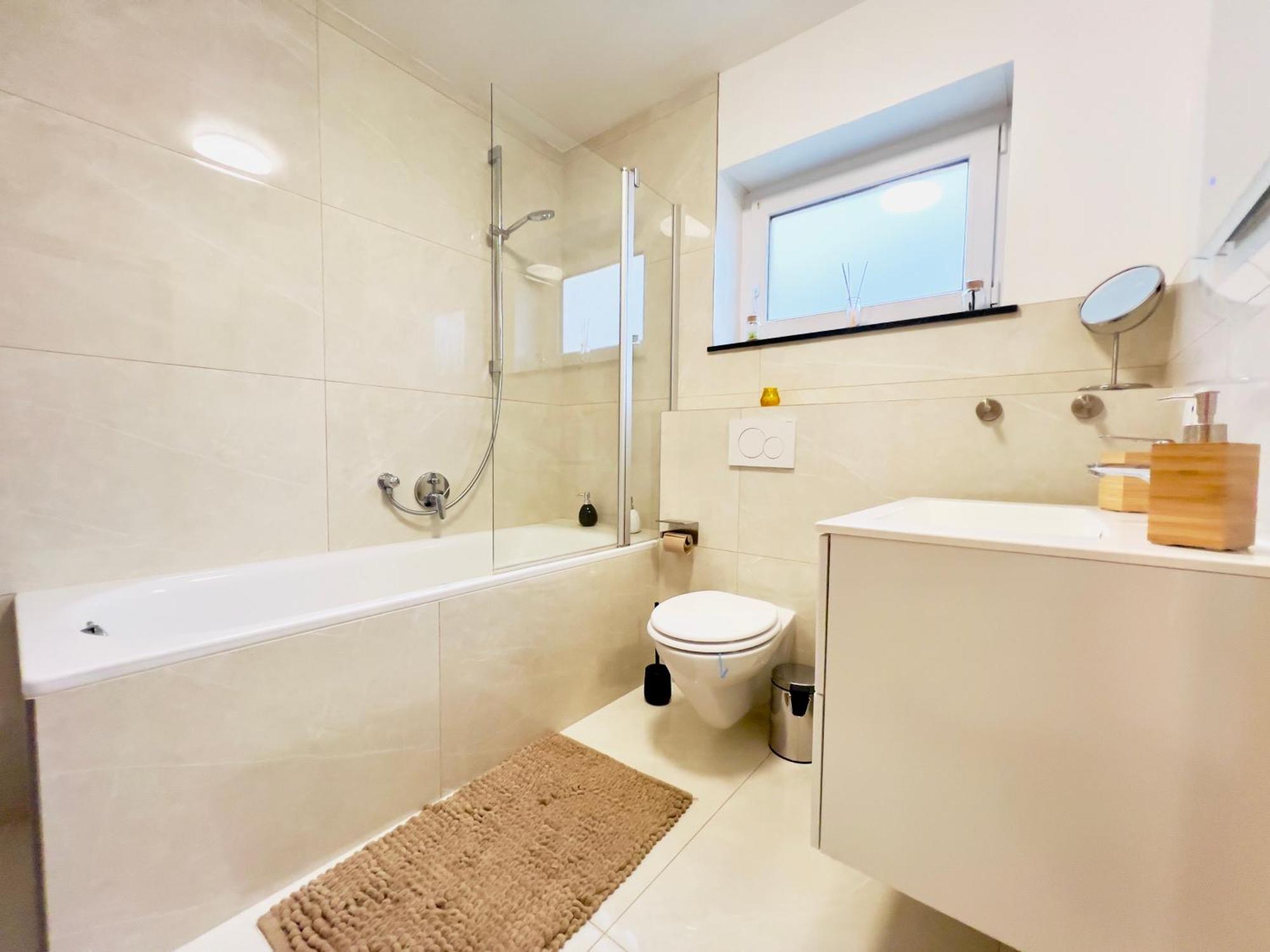 Modern Und Lichtdurchflutet - Ferienwohnung Mit Terrasse Fachbach Εξωτερικό φωτογραφία